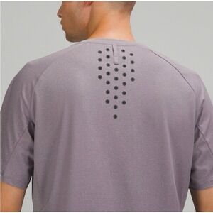 Lululemon Lab Mens Ventilated Training T-Shirt Purple Better Everyday Small
